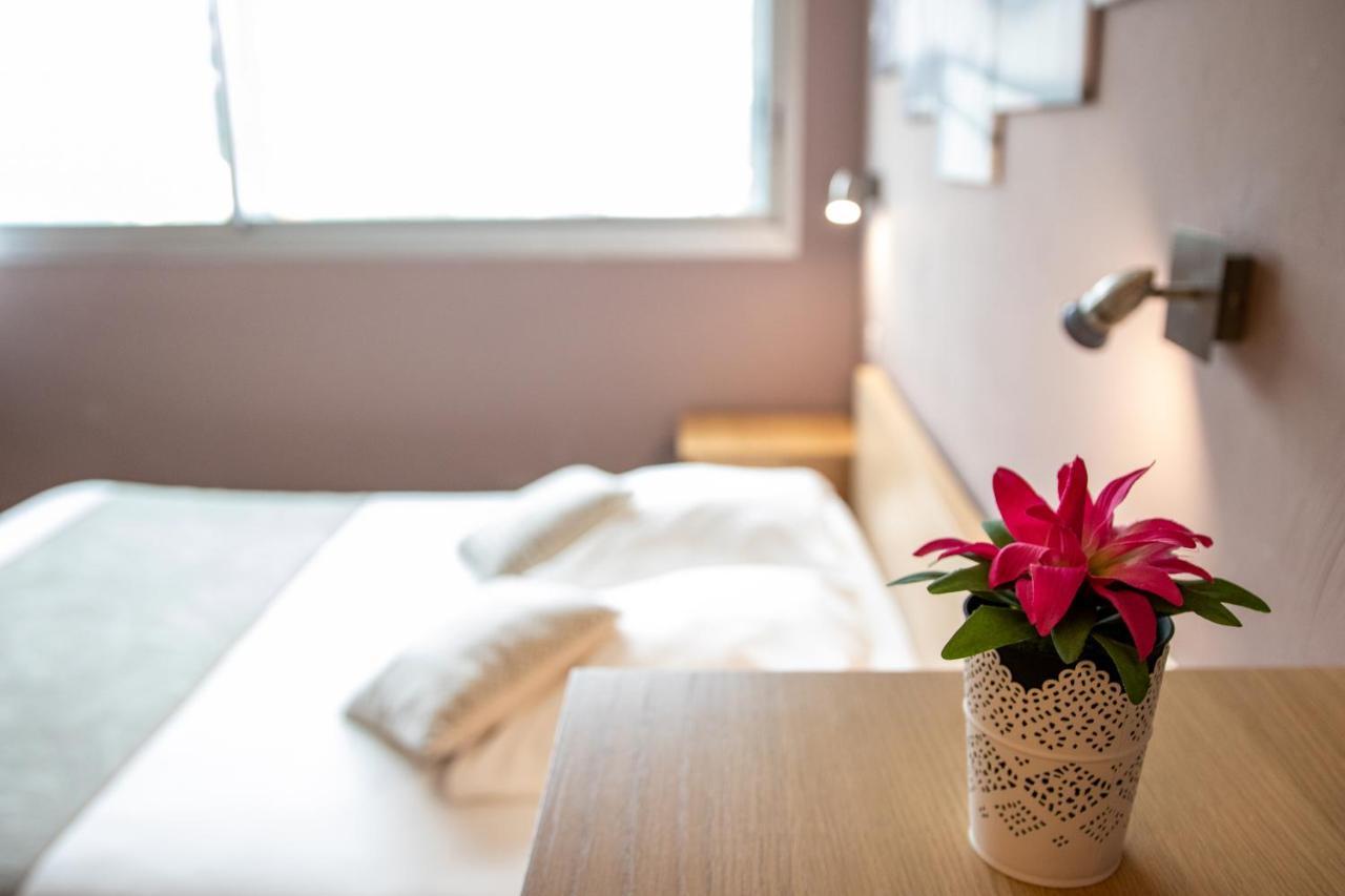 Hotel Les Flots Bleus 사뱅 외부 사진