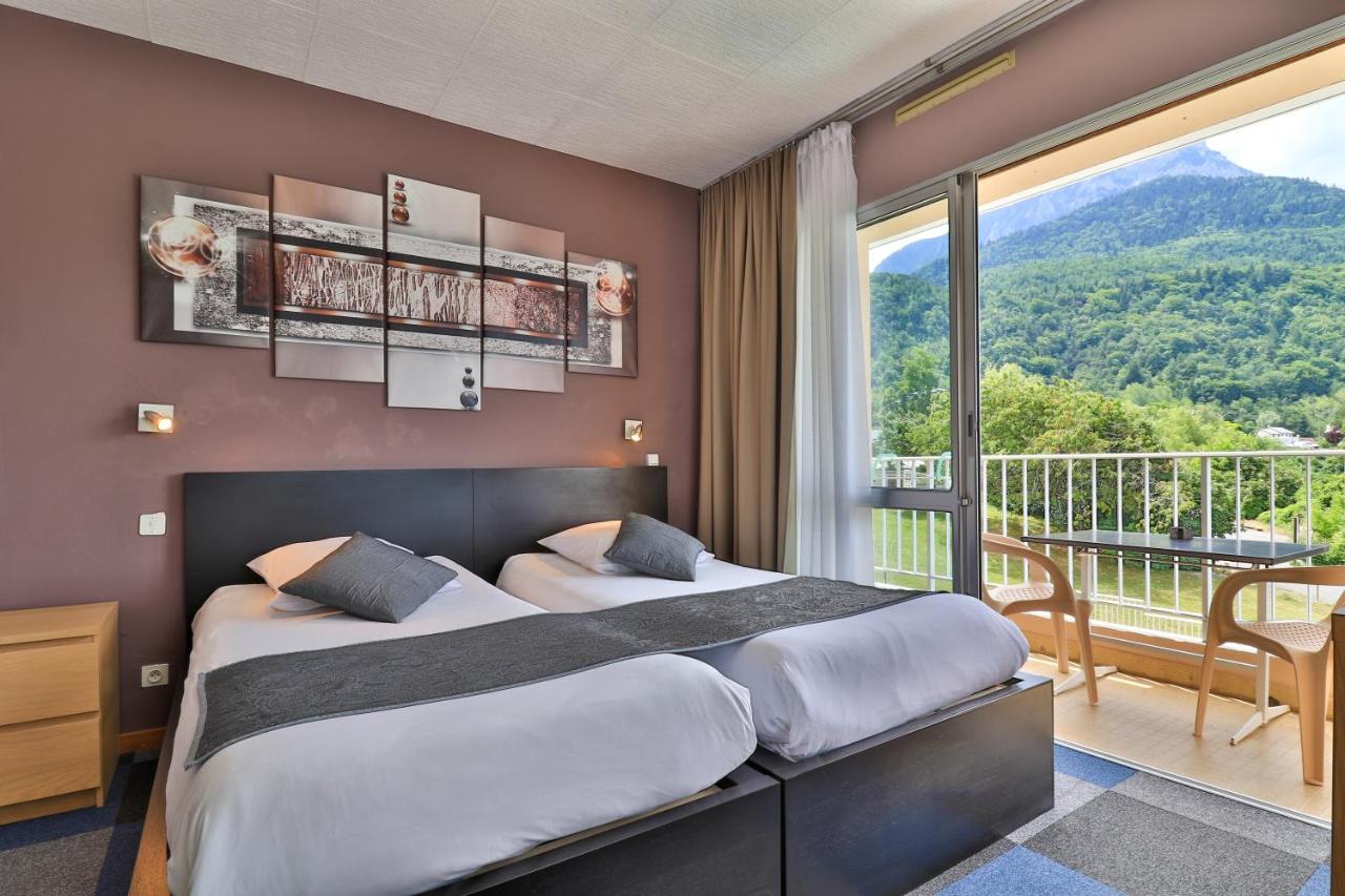 Hotel Les Flots Bleus 사뱅 외부 사진