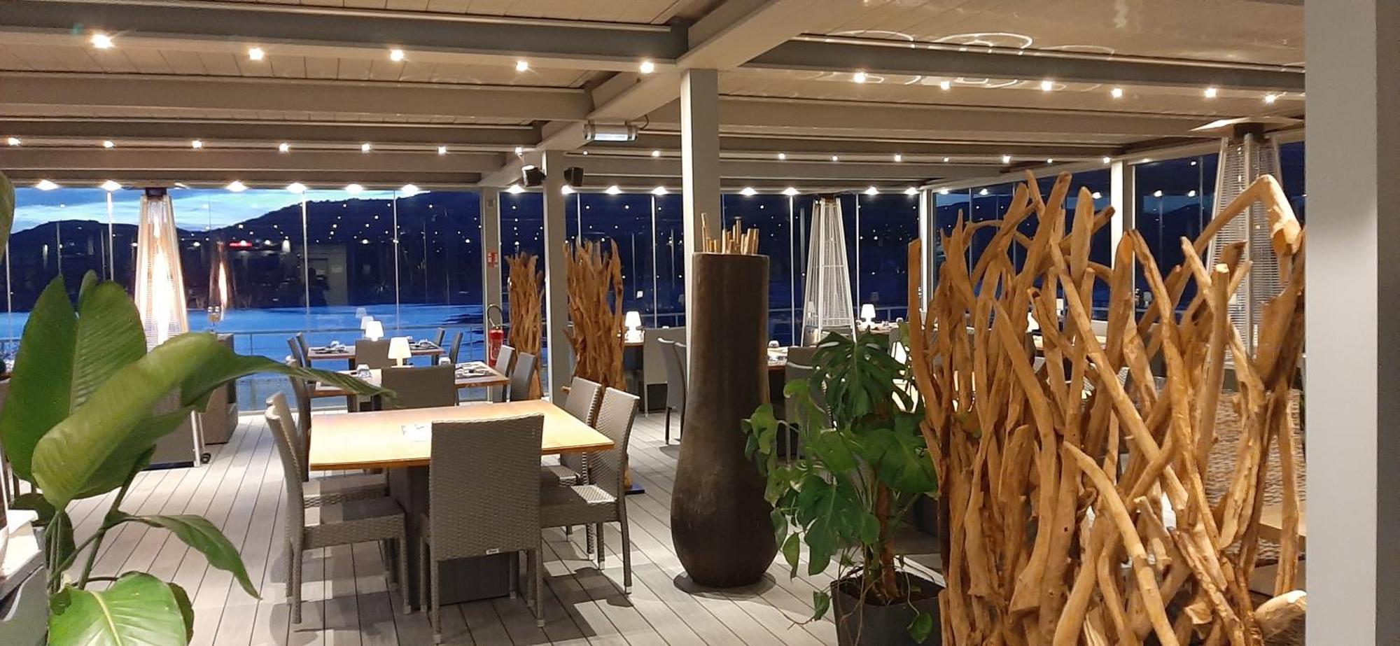 Hotel Les Flots Bleus 사뱅 외부 사진