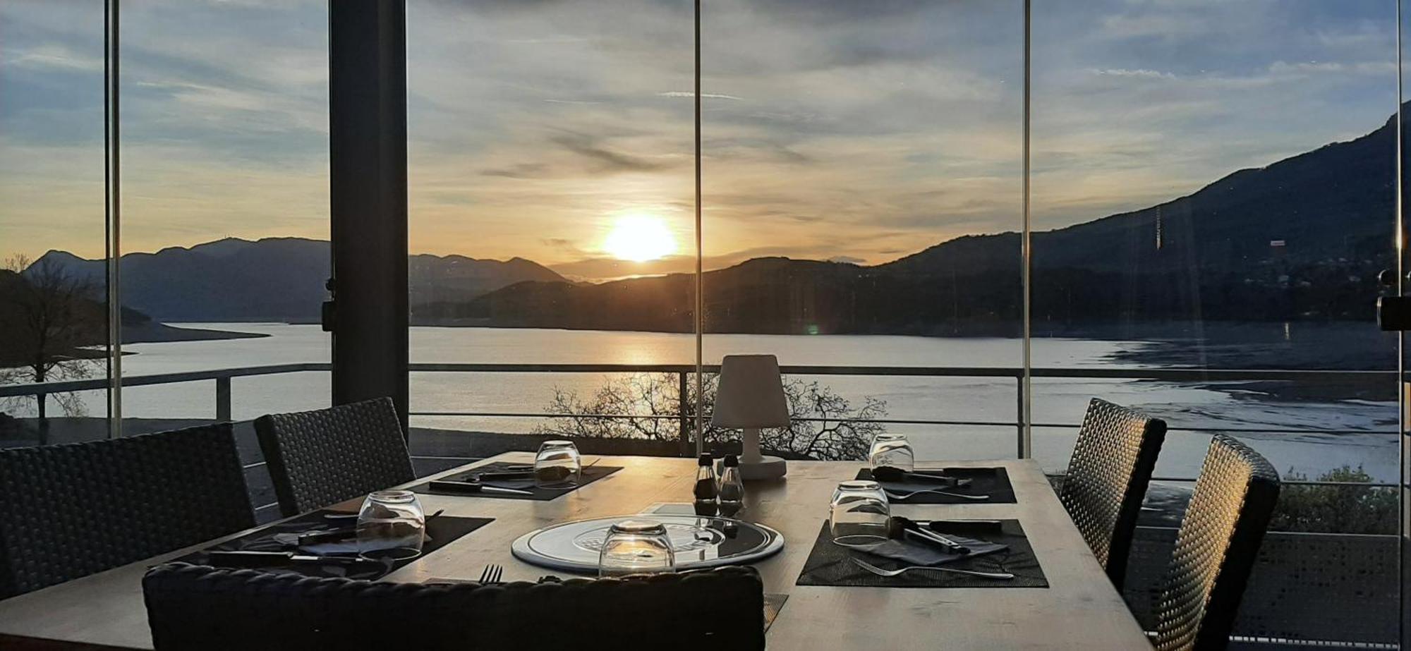 Hotel Les Flots Bleus 사뱅 외부 사진